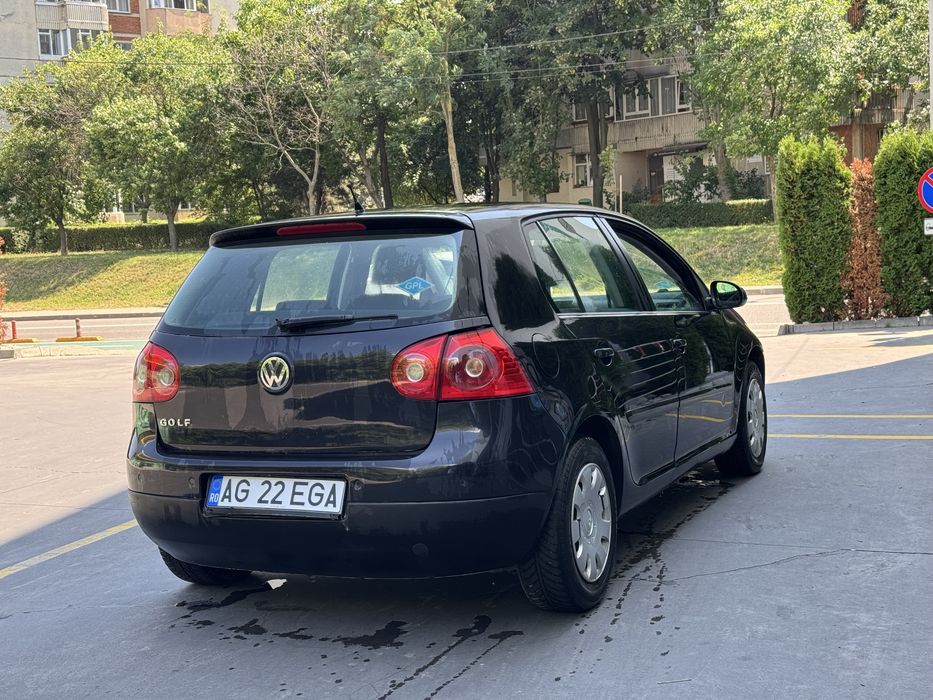 Volkwagen Golf 5  Unic Propietar
