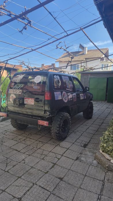 Nissan terrano 2 2.7tdi