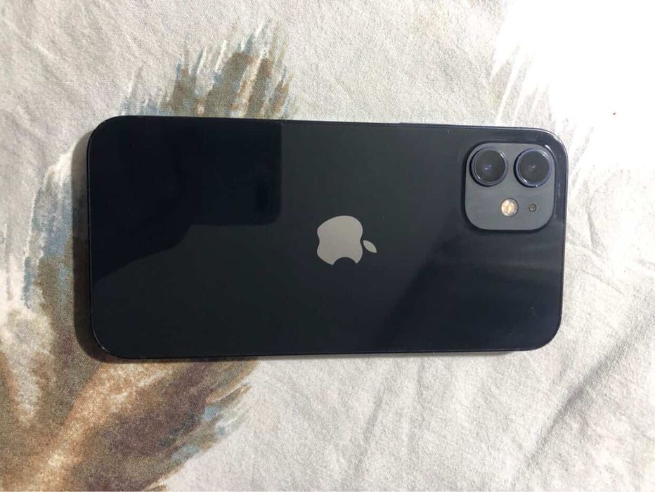 Vand iphone 12 sau schimb cu trotineta electrica