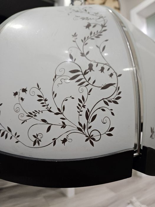 Плафон стеклянный на кухню