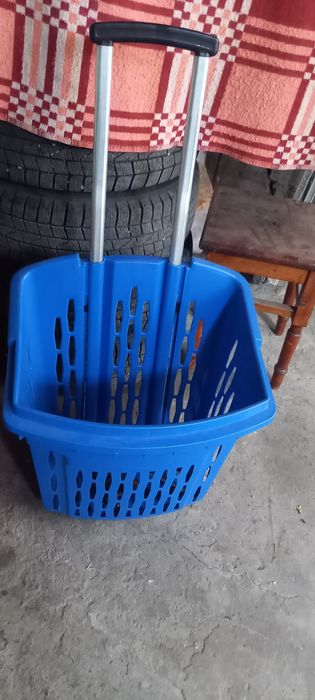 Продам корзины б/у