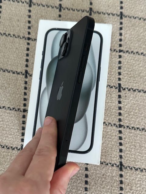 iPhone 15 128 gb black