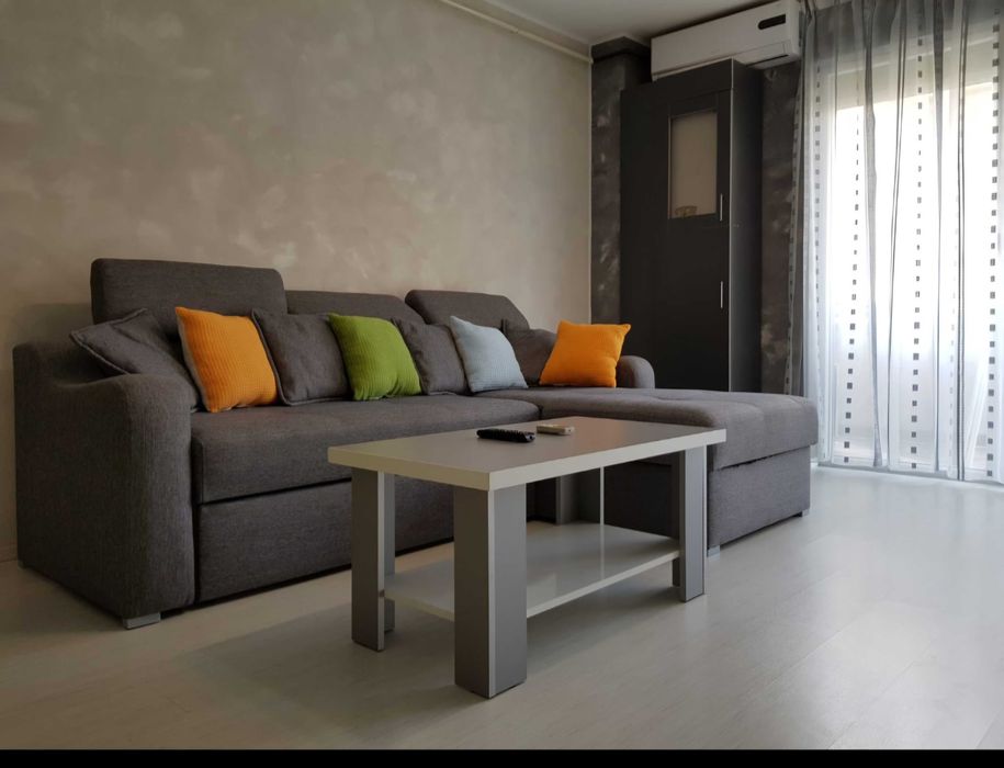 Închiriez apartament 2 camere