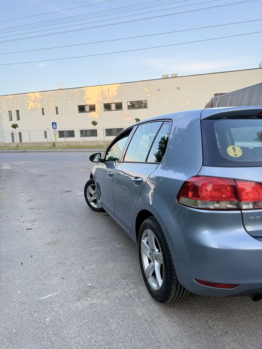 VOLKSWAGEN Golf 2011 — imagine 4