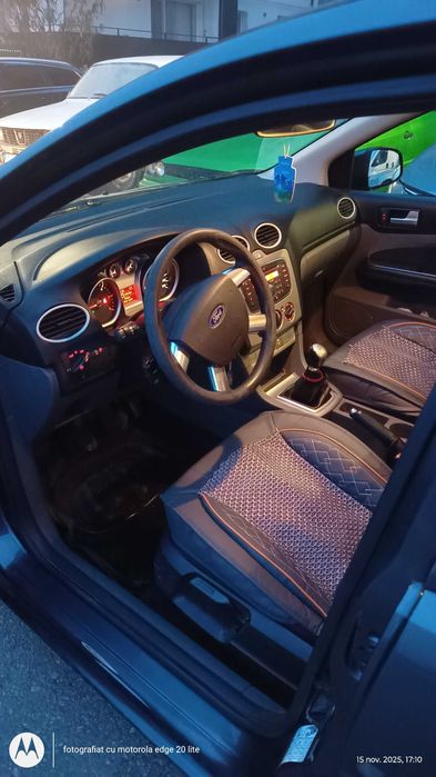 Vând Ford focus 2, înmatriculată în 2020, in stare buna
