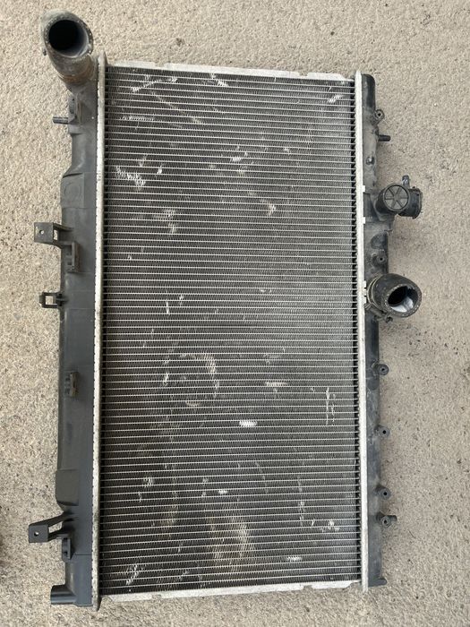 Радиатор субару аутбак B4-B5