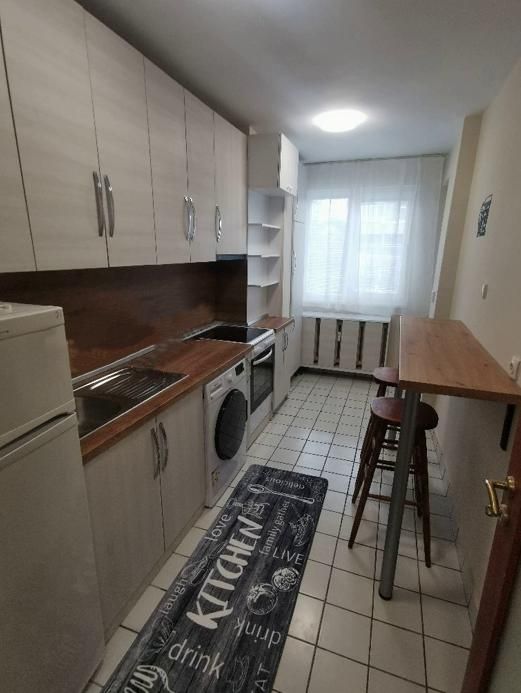 Дава се под наем Едностаен апартамент в София, Банишора - 45 кв.м за 470 € - Снимка #1