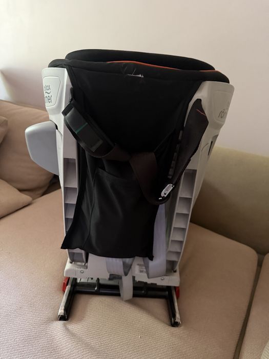 Столче за кола (9-36 кг) Britax Romer AdvansaFix III SICT