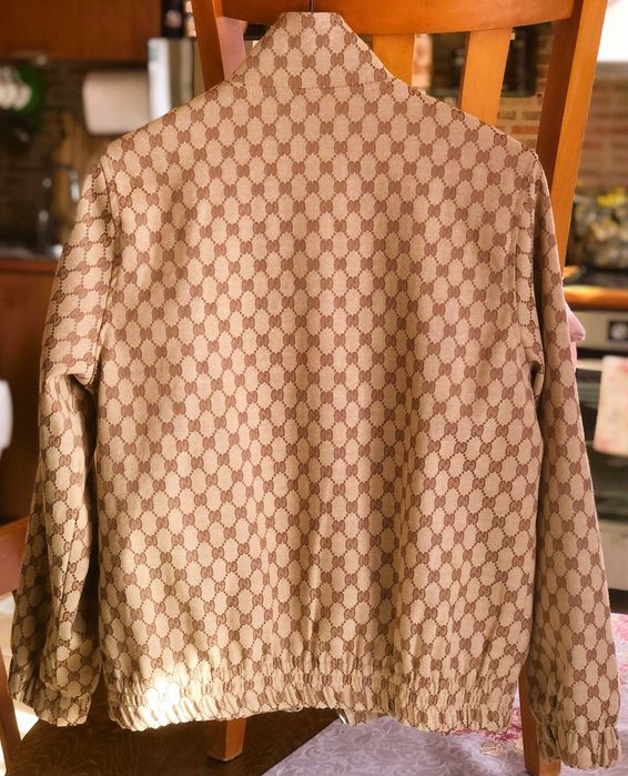 Преходно дамско сако