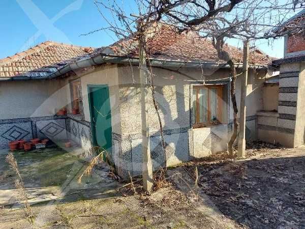 Продава се Къща в с. Ясно поле, Област Пловдив - 100 кв.м за 561 €/кв.м - Снимка #2