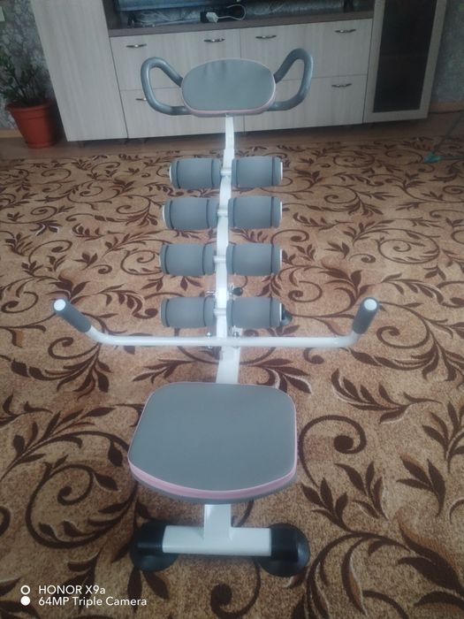 Тренажер для пресса и для поясницы