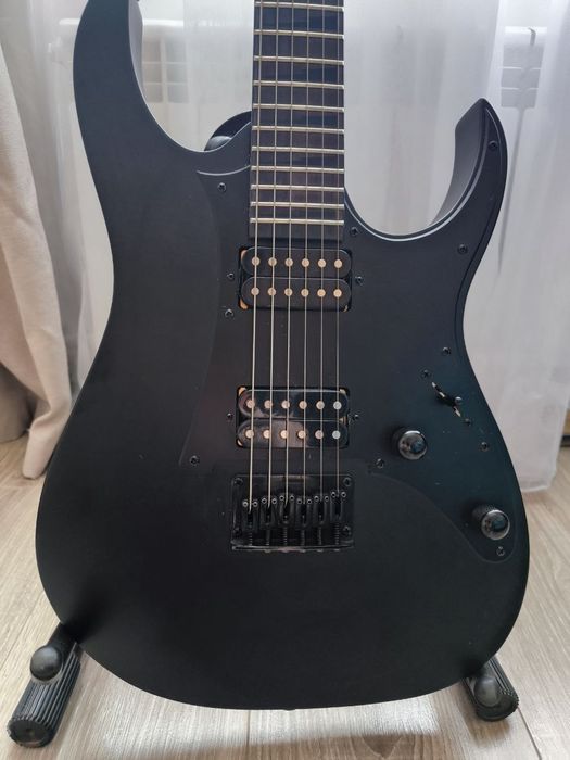 Гитара: Ibanez GRGR131EX-BKF  - в идеальном состоянии