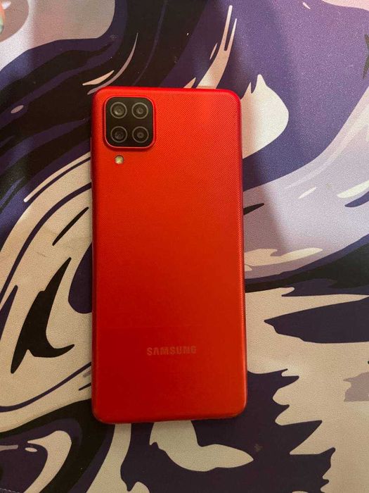 Телефон Samsung a12