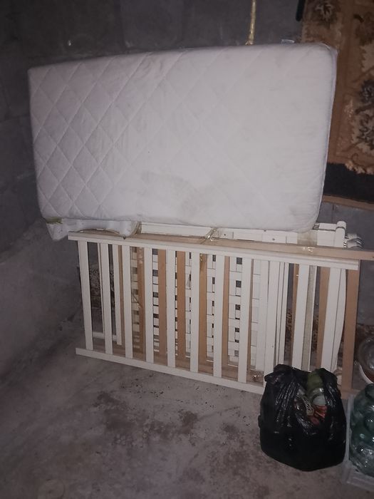 Отдам даром коляску