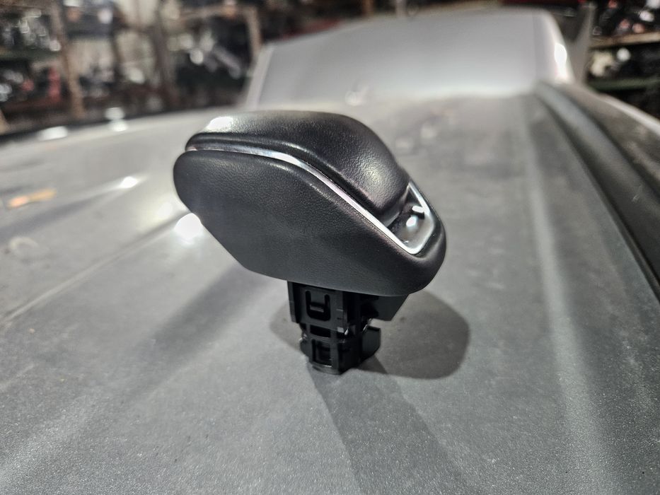 Топка за скорости Toyota Rav 4 2023г