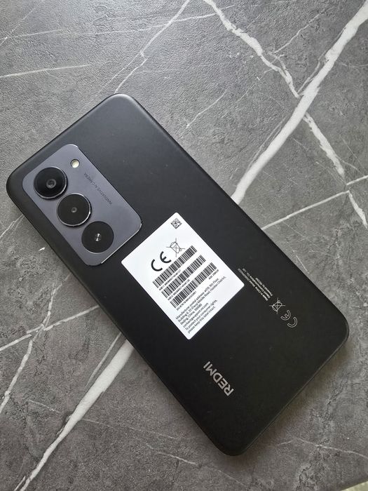REDMI 15 8Gb Ram cu 256 GB Memorie stocare