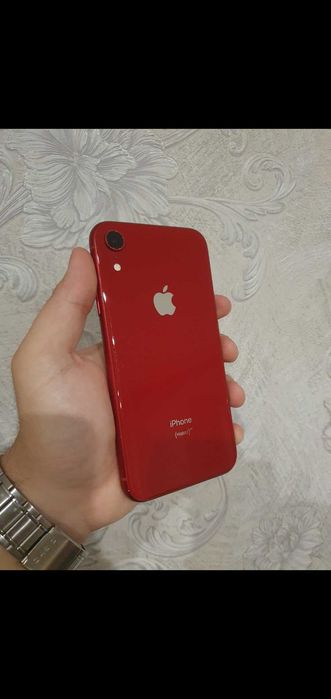 iPhone XR 128гб red