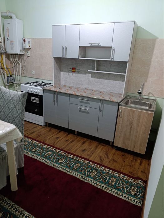 Toshkent viloyati Nurafshon shaxri (Tuytepa) 3 xonali uy ijaraga ber.