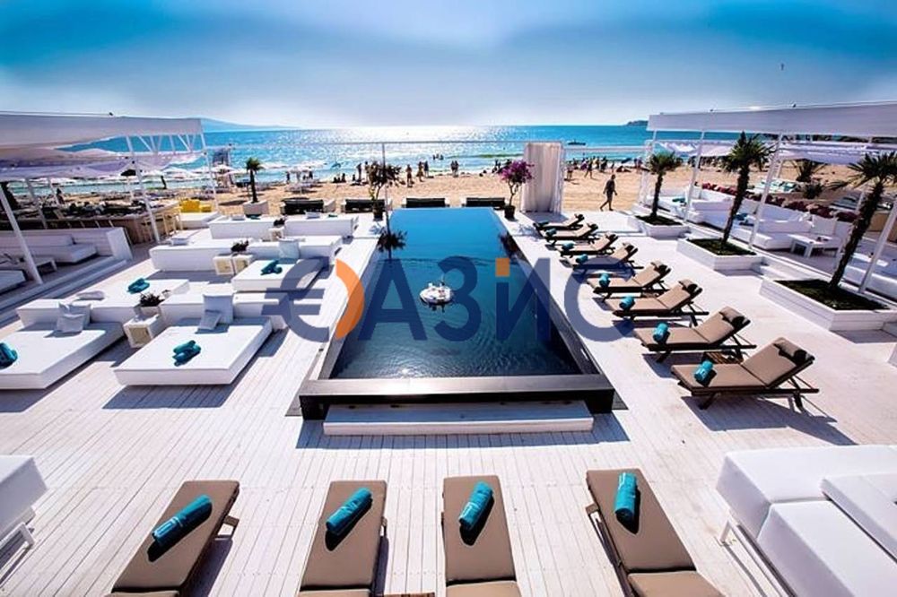 Продава се Двустаен апартамент в к.к. Слънчев бряг - 62 кв.м за 1097 €/кв.м - Снимка #11