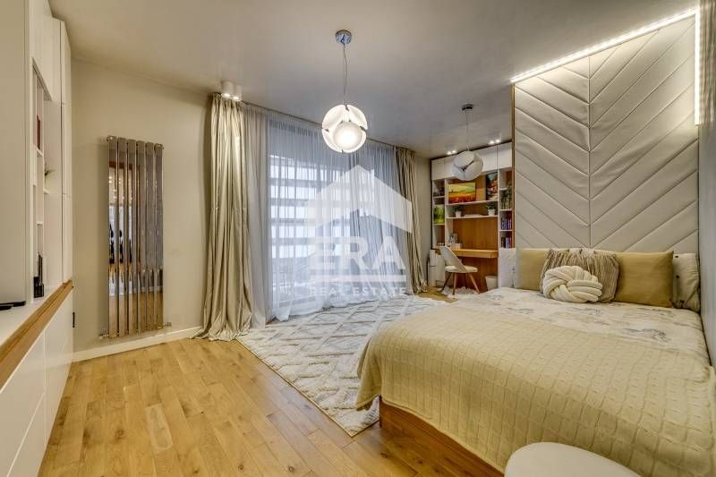 Продава се Тристаен апартамент в София, Манастирски ливади - 152 кв.м за 1762 €/кв.м - Снимка #4