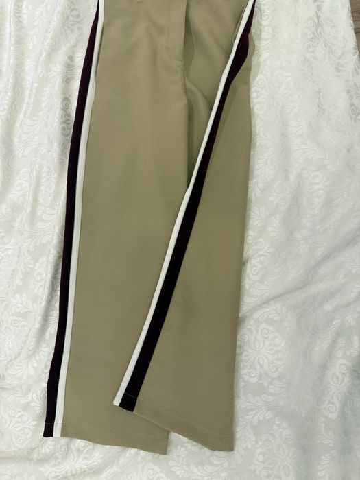 Одежда для девочек брюки хорошего качества