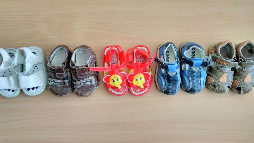 Бебешки и детски ботуши,маратонки,сандали и пантофи