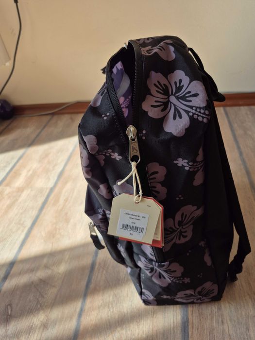 продавам НОВИ ОРИГИНАЛНИ раници Jan Sport