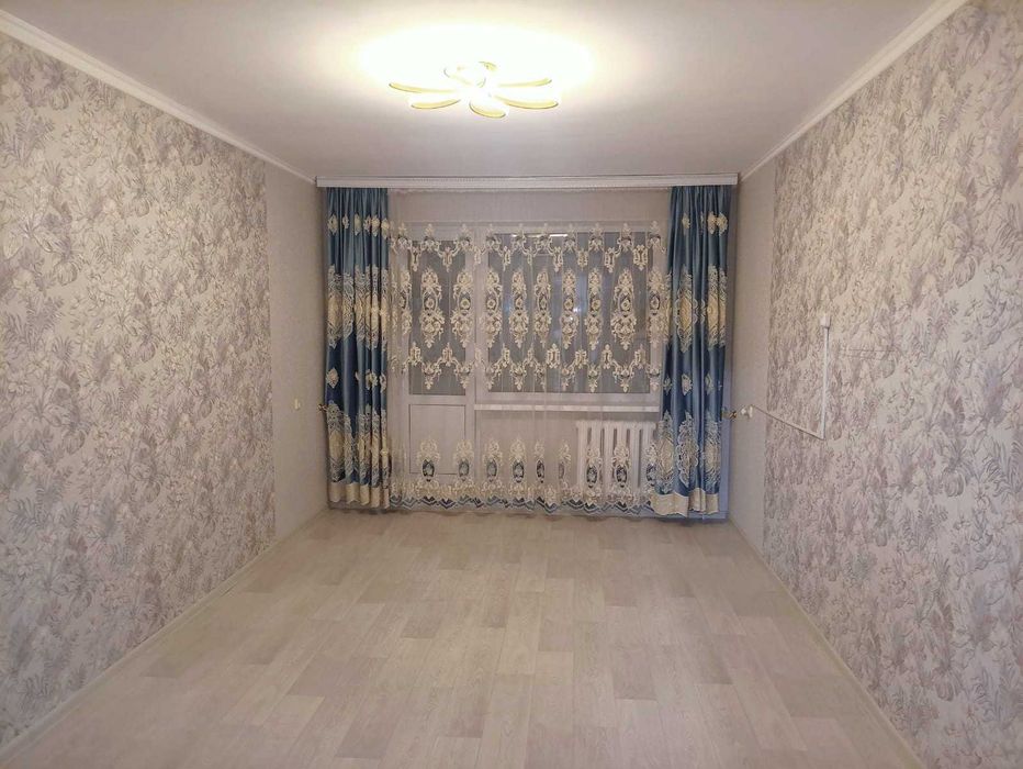 Продам тёплую  2-ком. квартиру в на 6мкр. 3этаж/5. Помощь в ипотеке