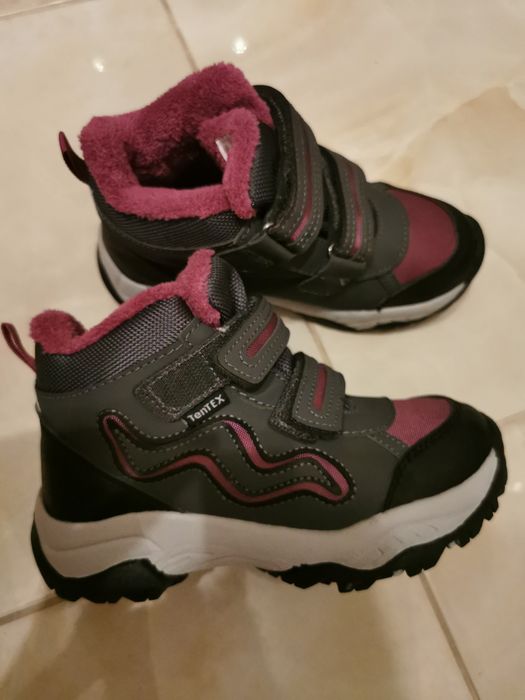 Ботинки новые 30размер