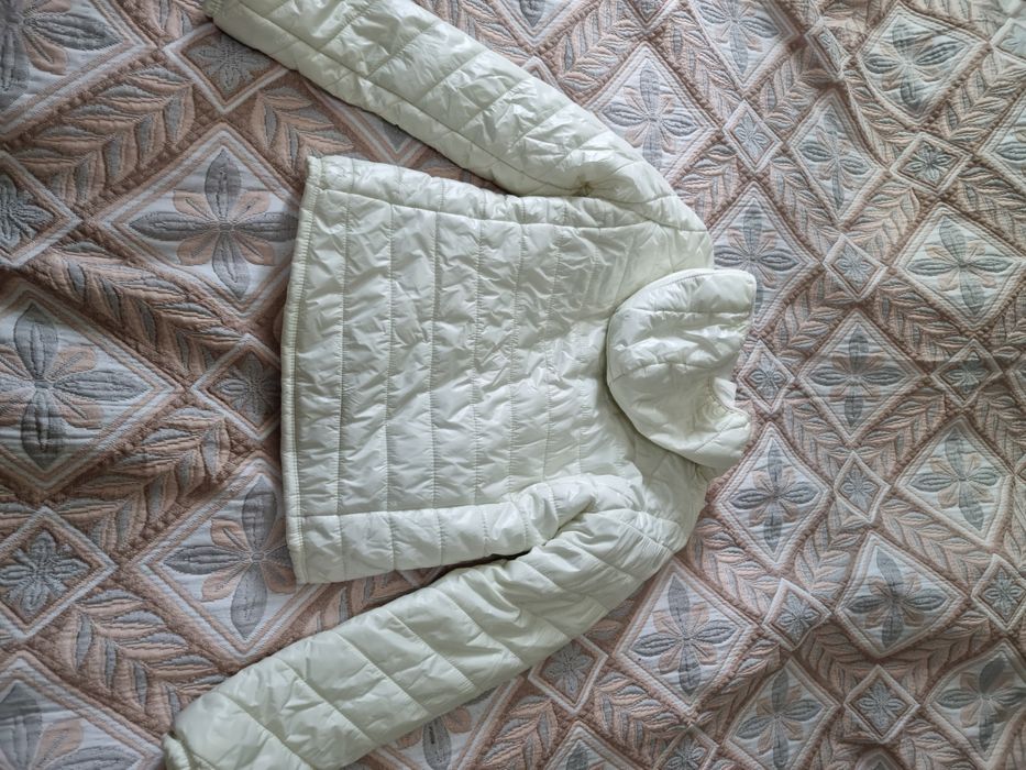 Демисезонная куртка 44 размер