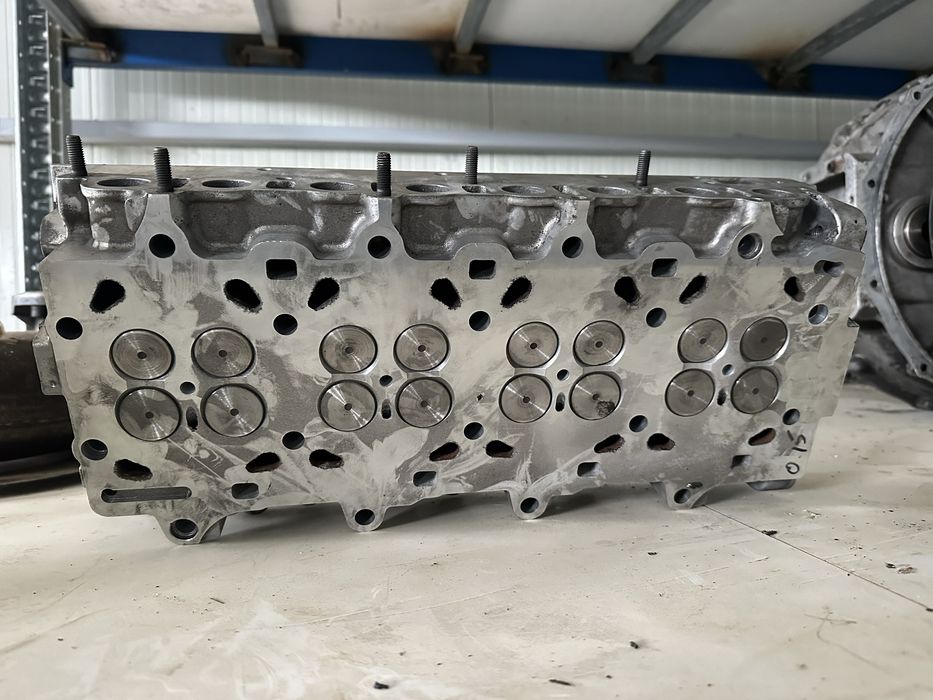 Chiulasa motor 2,5 CRD Jeep Chrysler