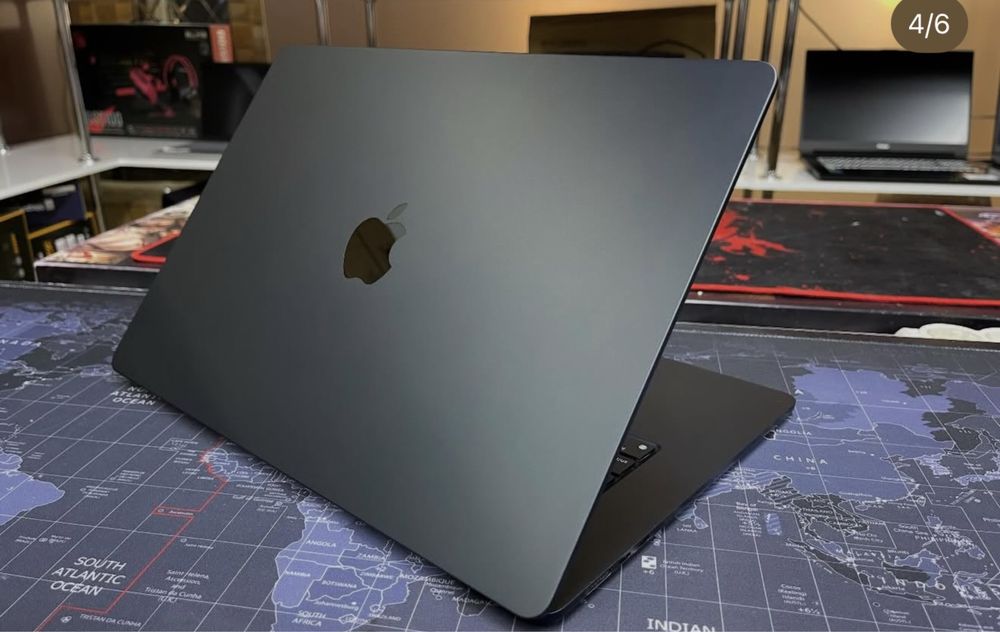 Apple Macbook Air 15 M2 8GB/256GB/129ц