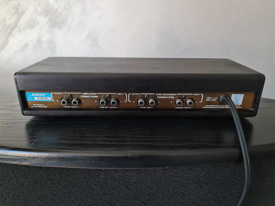 Bose 901 series VI speakers Pair with Equaliser