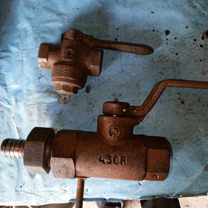 Кран разобщительный.