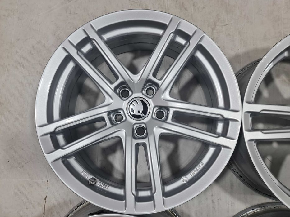 Jante 17 Cupra Audi A4 A5 A6 Tiguan Passat CC Alltrack Allroad Scout Mercedes C Class 5x112 66.6 7.5J et27