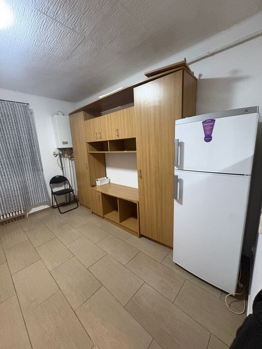 Garsoniera de inchiriat