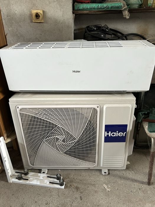 Продавам климатик Haier 12