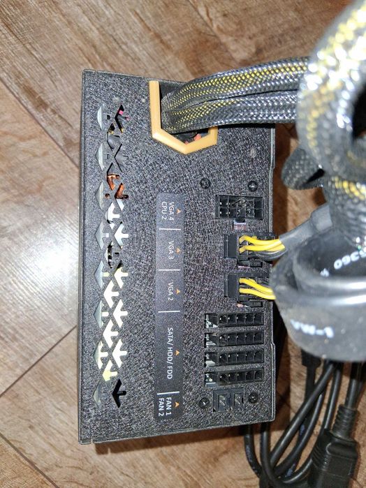 Захранване FSP Aurum pro series 1200W