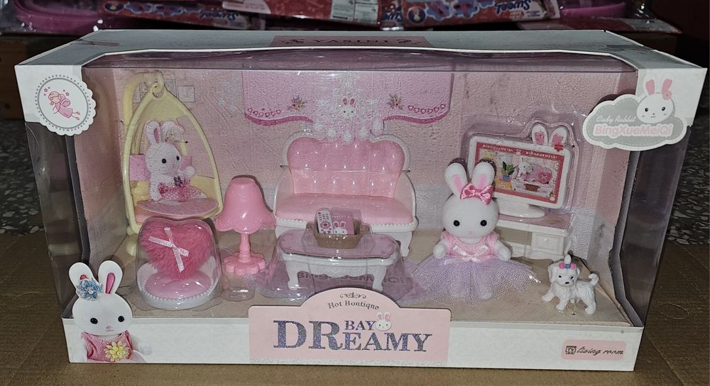 Продам игрушки для девочек