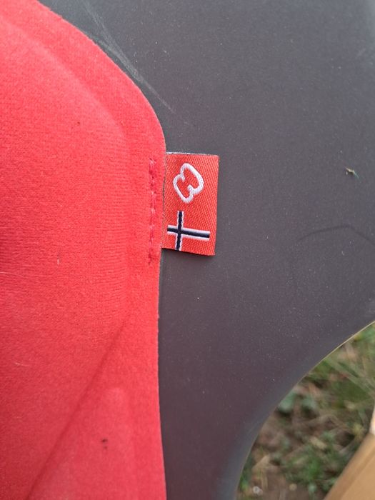 Продавам детско столче за велосипед