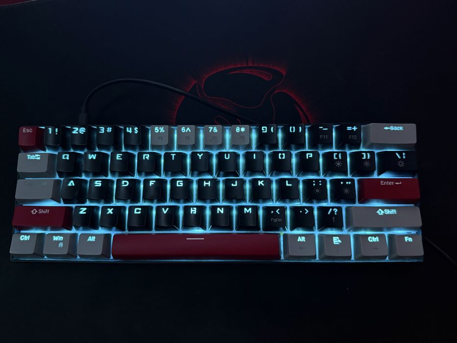 Геймърска клавиатура red switches