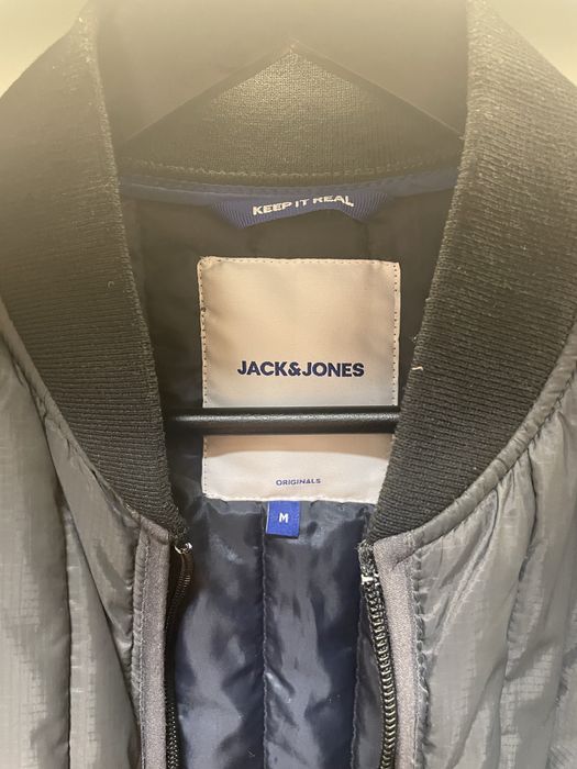 Легкая куртка Jack and Jones
