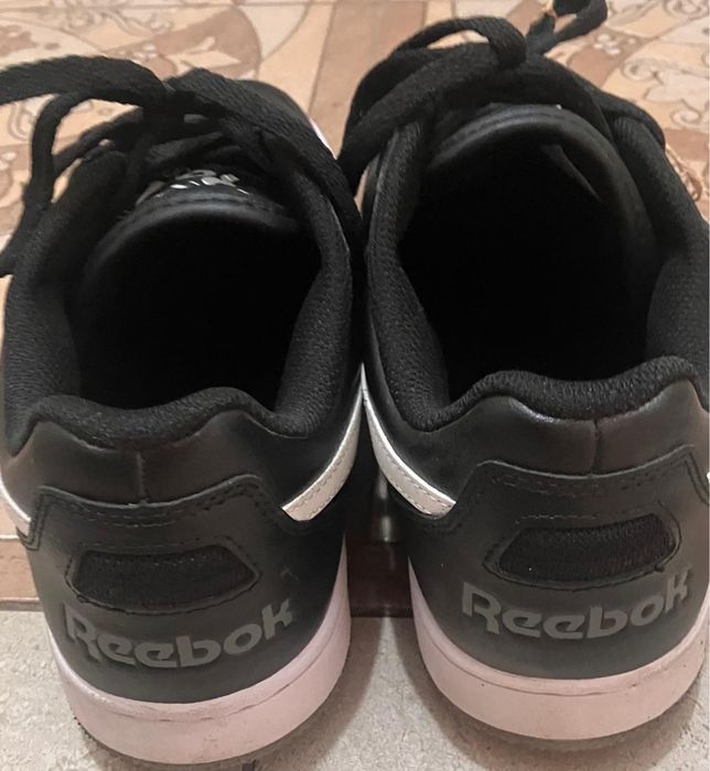Кроссовки Reebok размер 42,5
