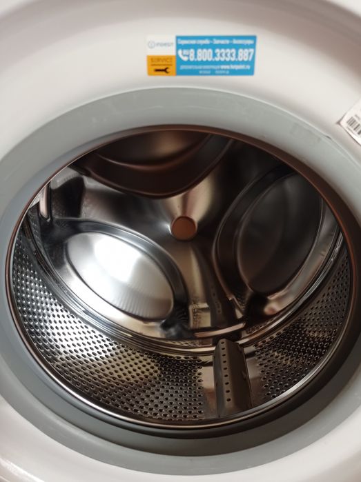 Продается новая стиральная машинка Индезит!