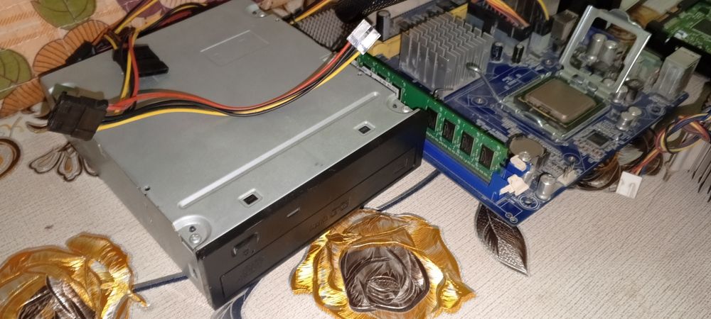 Комплектующие для ПК б/у