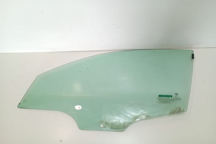Geam stanga fata Alfa Romeo 147  seria