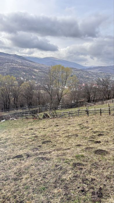 Teren intravilan 1200mp Tesila ~Valea Doftanei 0735.131.492