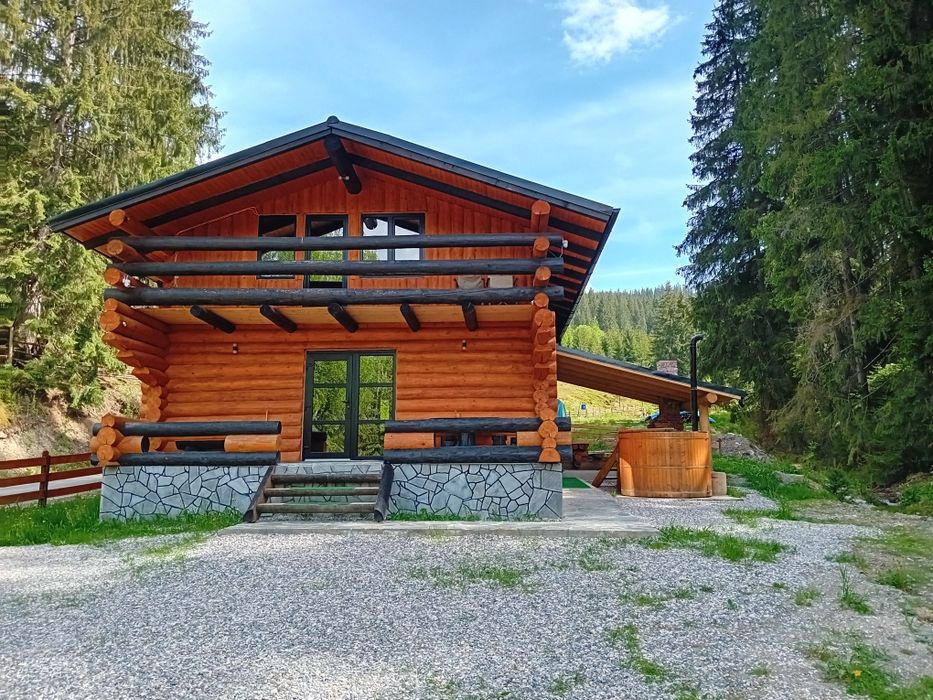 Vand Casa, pensiune, cabana ecologica de lux