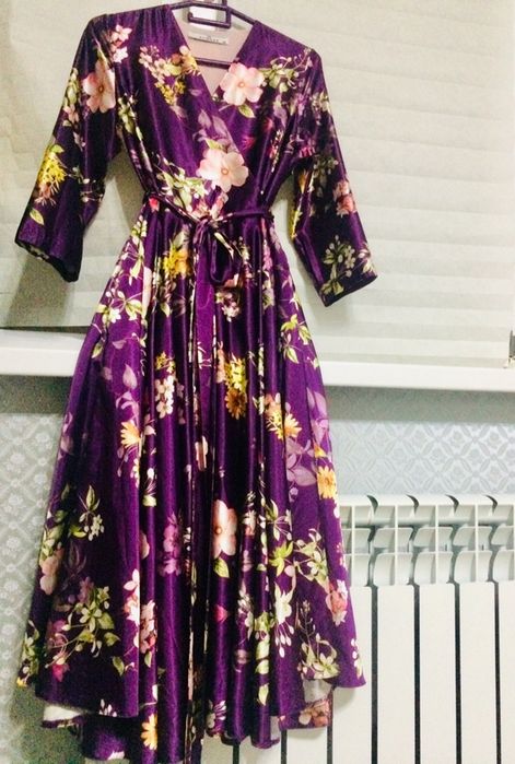 Пальто - 40 000, платье-5 000т