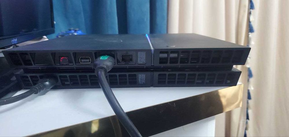 игровая приставка ps 4